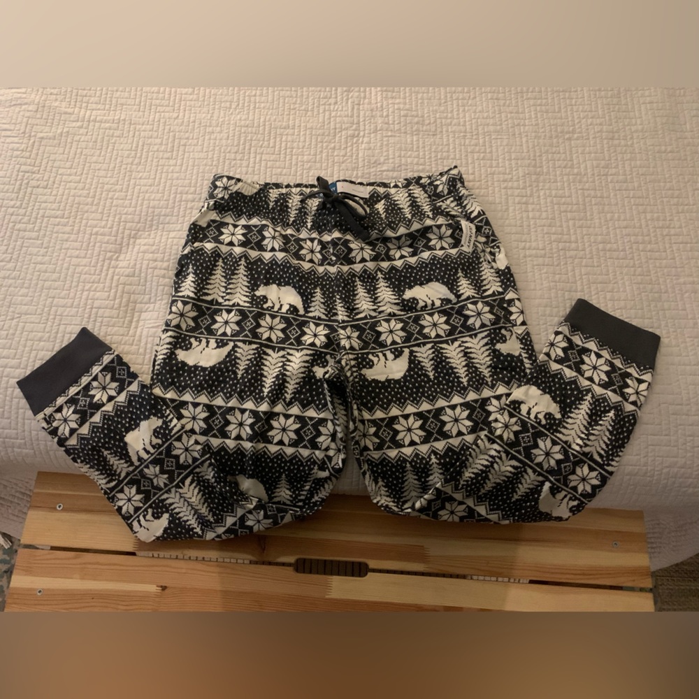 Old Navy Polar Bear Nordic Pajama Pants - Size L - NWT